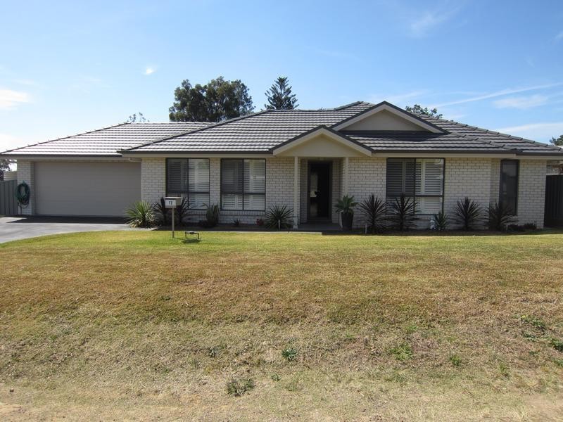 12 Rhonda Street, Stanford Merthyr NSW 2327