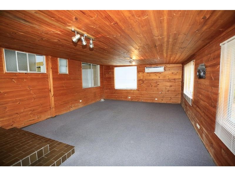 72 Deakin Street, Kurri Kurri NSW 2327