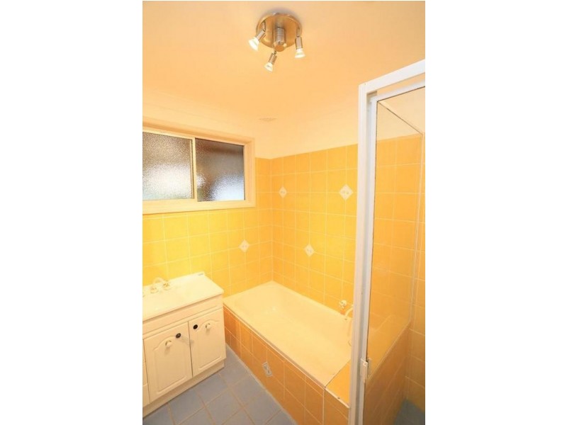 72 Deakin Street, Kurri Kurri NSW 2327