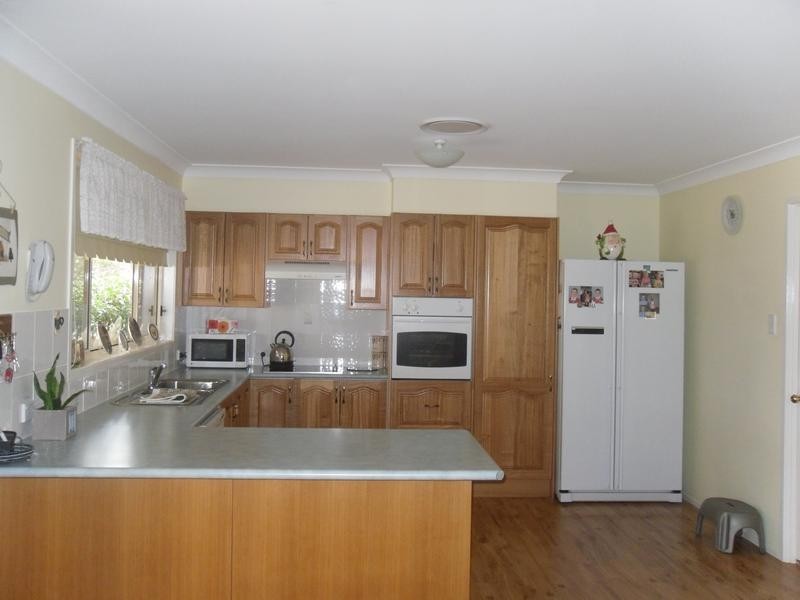 6 Silverstem Lane, Weston NSW 2326