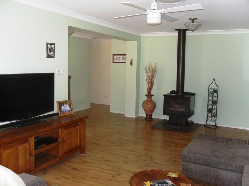 6 Silverstem Lane, Weston NSW 2326