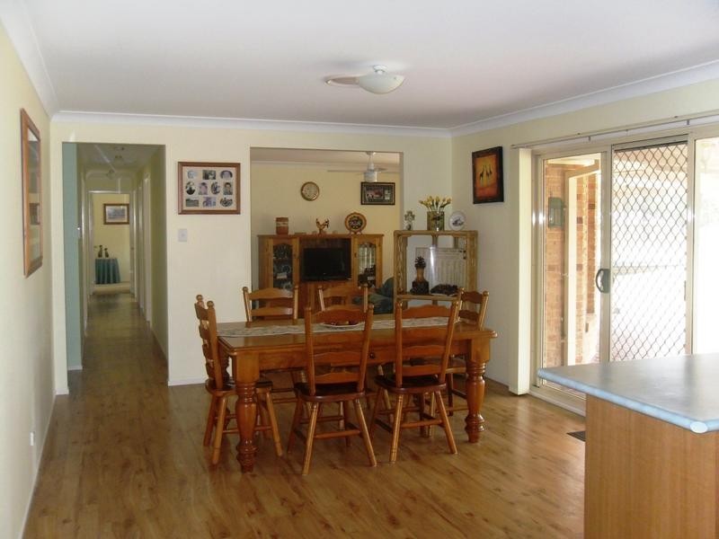 6 Silverstem Lane, Weston NSW 2326
