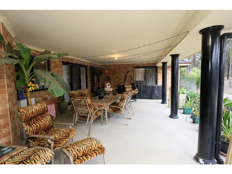 1 Silverstem Lane, Weston NSW 2326