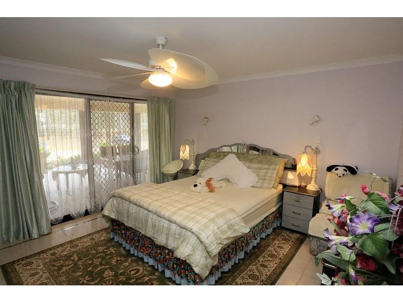 1 Silverstem Lane, Weston NSW 2326