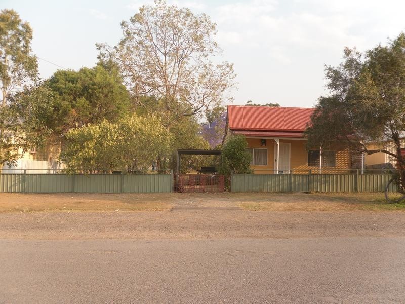54 Barton Street, Kurri Kurri NSW 2327