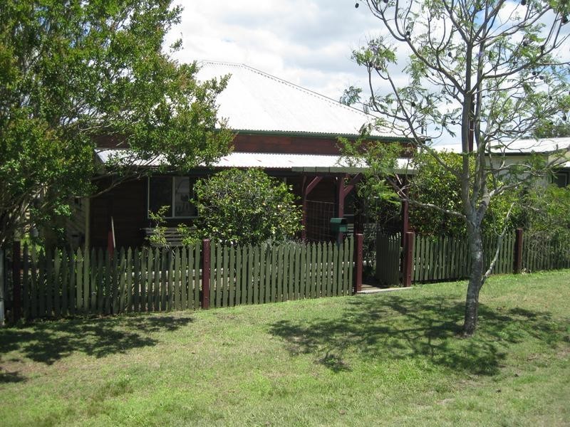 16 Gillies Street, Kurri Kurri NSW 2327