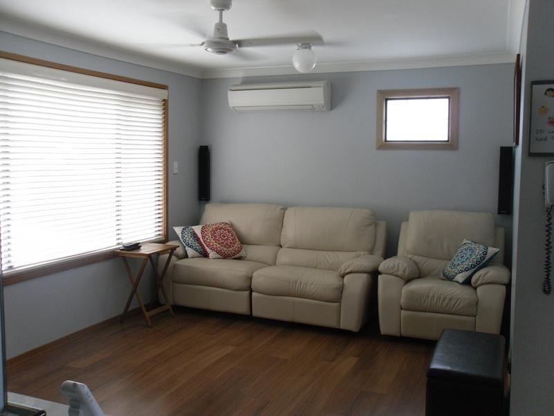 25 Albury Street, Abermain NSW 2326