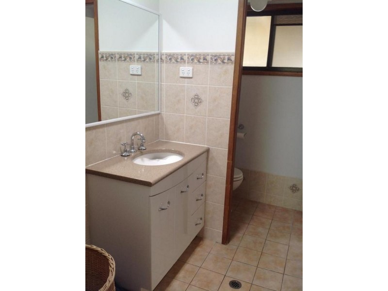 25 Albury Street, Abermain NSW 2326