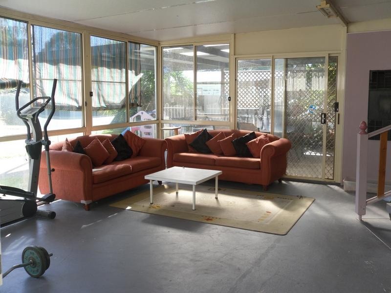 105 Cessnock Rd, Weston NSW 2326