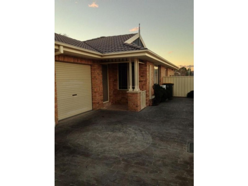 2/46 Mount View Road, Cessnock NSW 2325