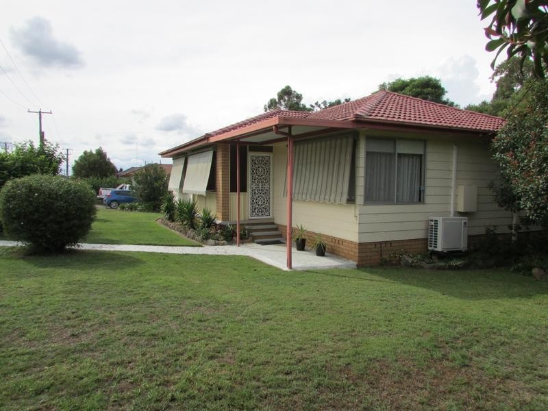 17 Wermol Street, Kurri Kurri NSW 2327