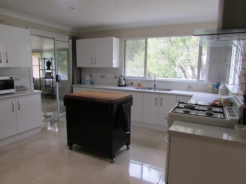 17 Wermol Street, Kurri Kurri NSW 2327