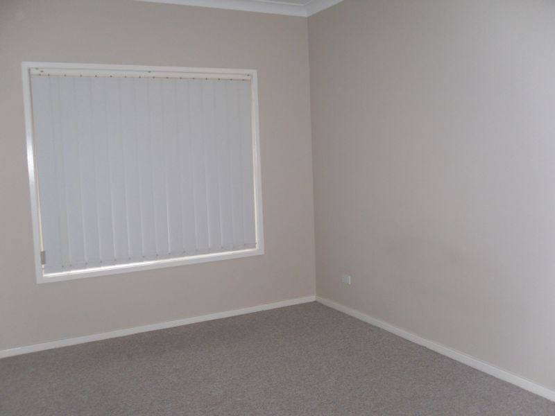 1 & 2/4 John Street, Cessnock NSW 2325