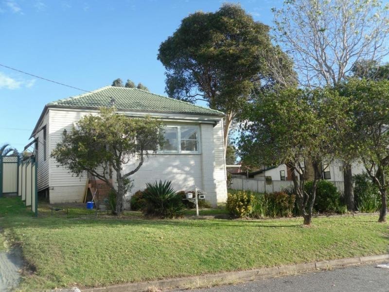 128 Harle Street, Abermain NSW 2326