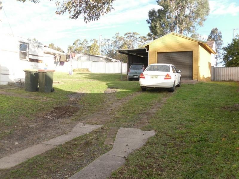128 Harle Street, Abermain NSW 2326