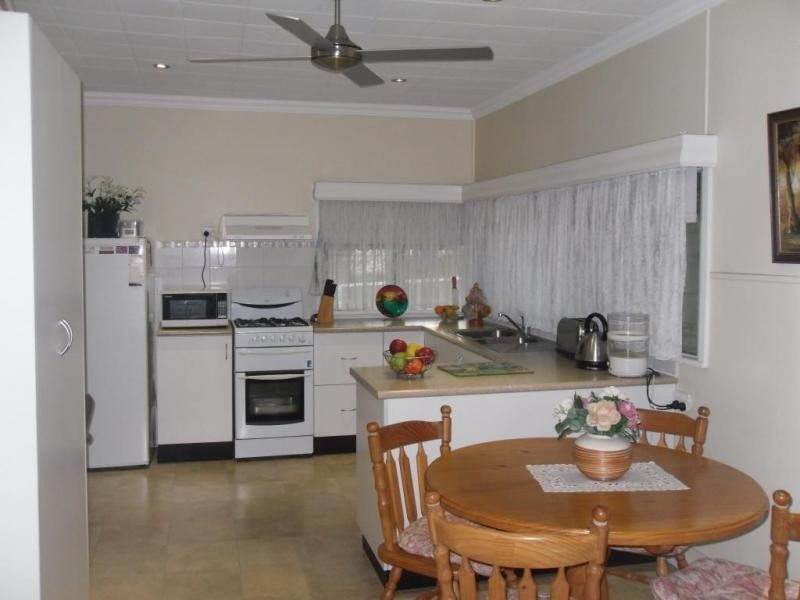 6 Third Street, Weston NSW 2326