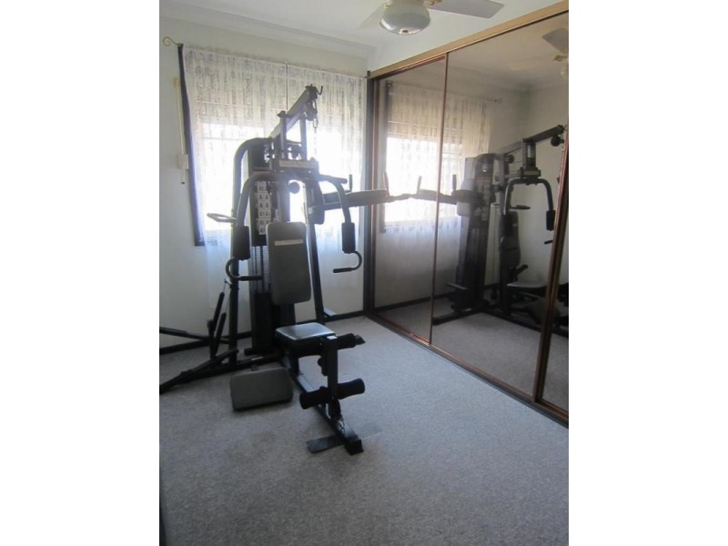 16 Wermol Street, Kurri Kurri NSW 2327