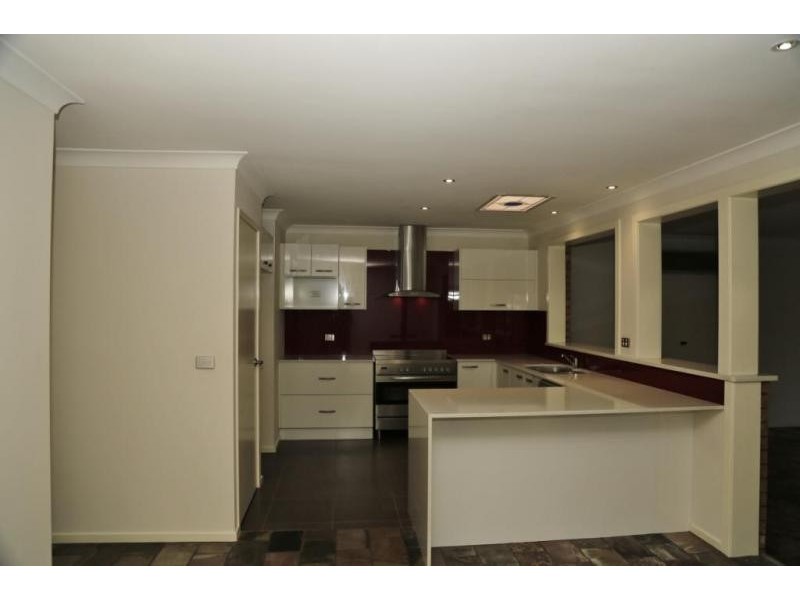 36 Seventh Street, Weston NSW 2326
