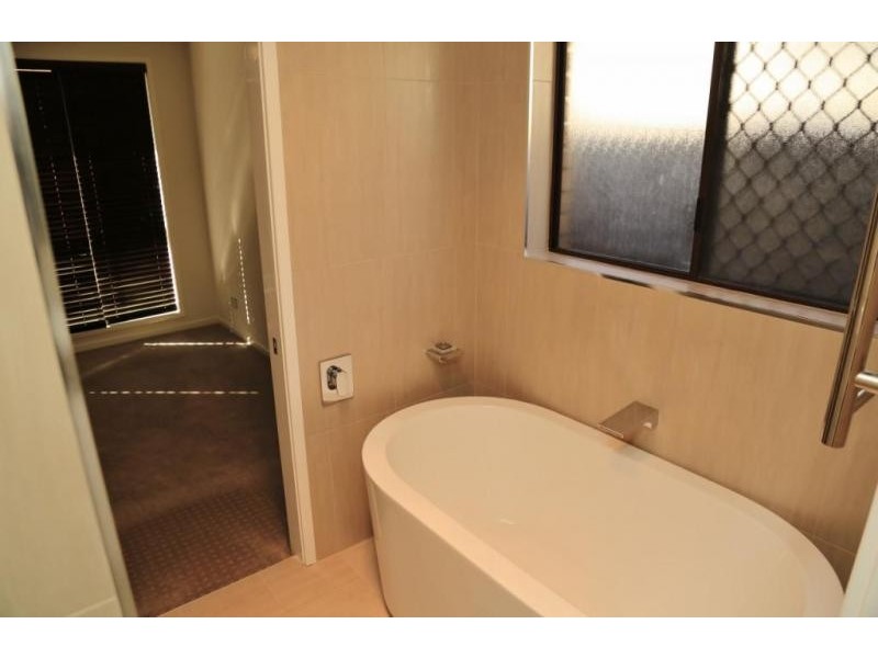 36 Seventh Street, Weston NSW 2326