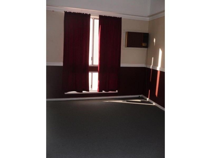 2 Elizabeth Street, Abermain NSW 2326