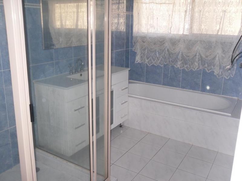 2 Elizabeth Street, Abermain NSW 2326