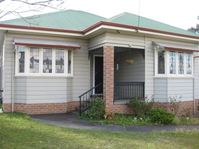 13 Grieve Street, Kurri Kurri NSW 2327