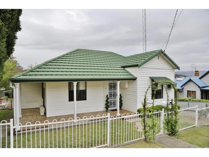 13 Cooper Street, Cessnock NSW 2325