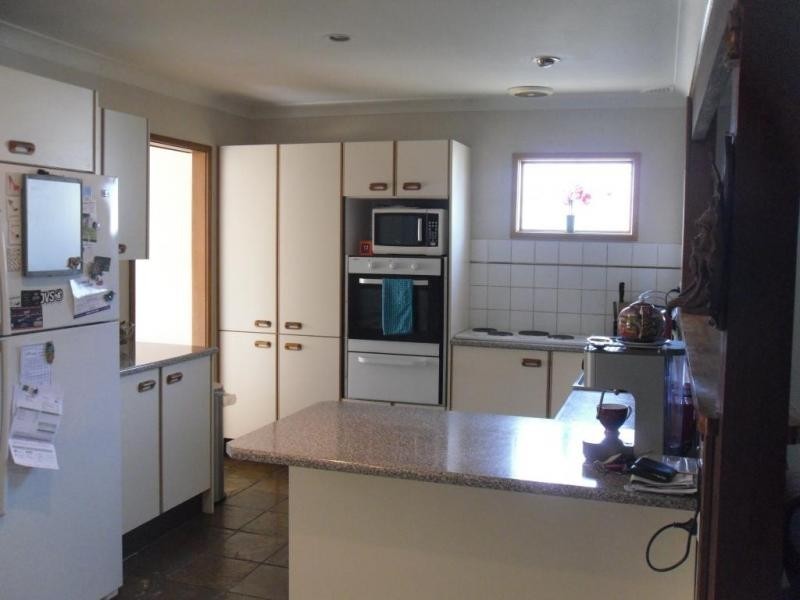 7 Orange Street, Abermain NSW 2326