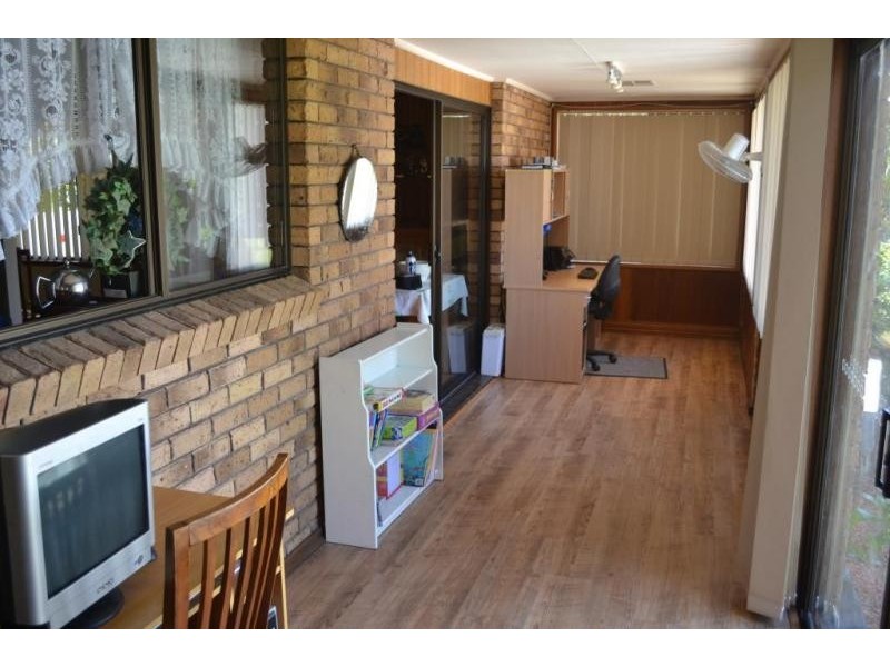 22 Ninth Street, Weston NSW 2326