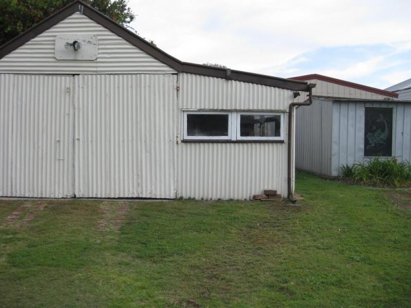 6 Third Street, Weston NSW 2326