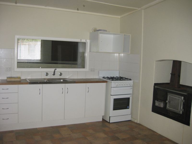 32 Fourth Street, Weston NSW 2326