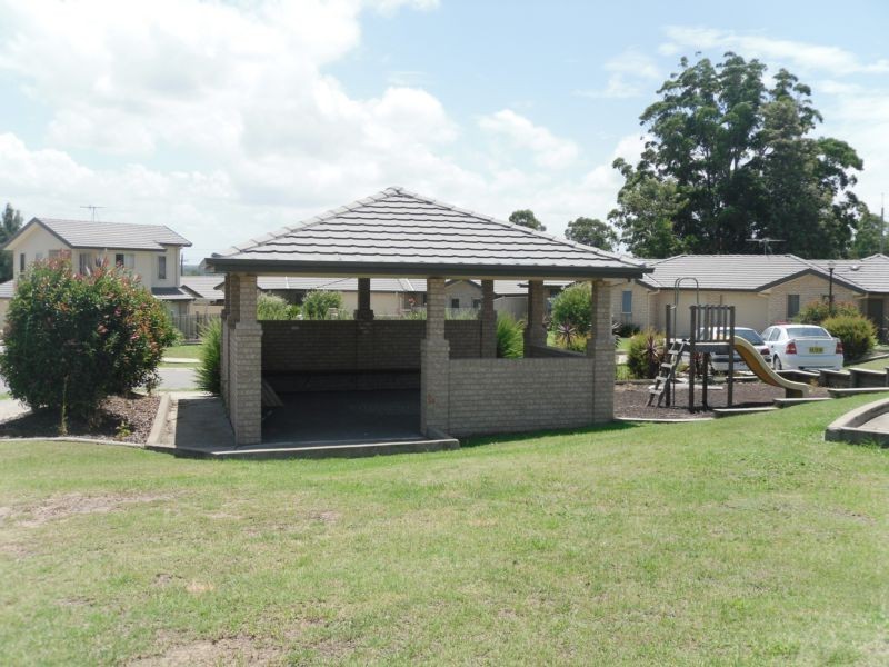 14 Lonsdale Place, Kurri Kurri NSW 2327