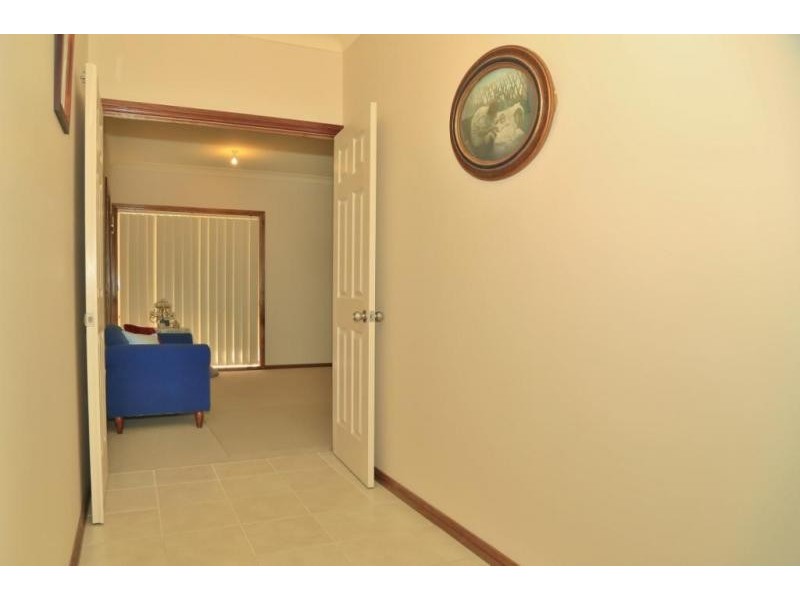 73 Forbes Crescent, Cliftleigh NSW 2321
