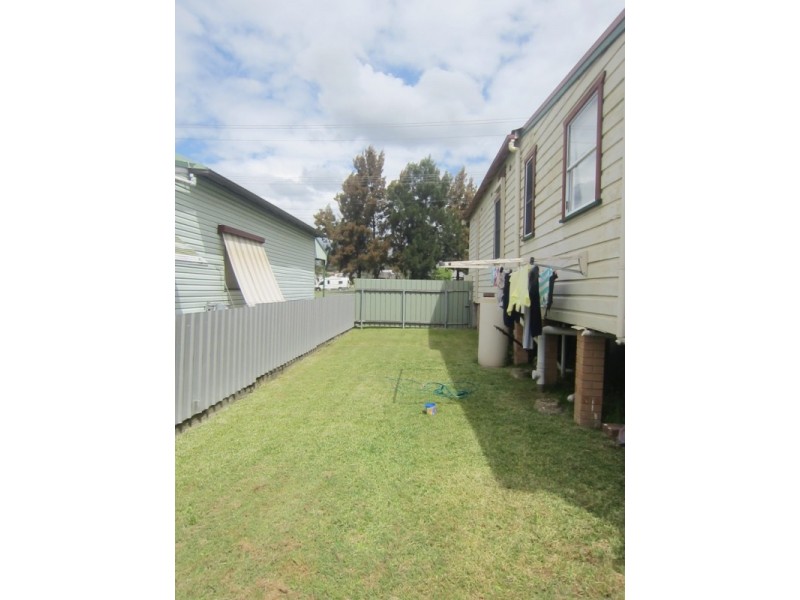 33 Railway Street, Kurri Kurri NSW 2327