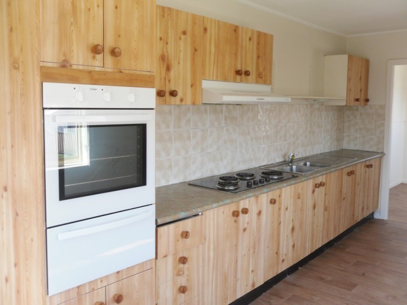 24 Wollombi Road, Cessnock NSW 2325