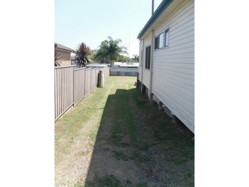 24 Wollombi Road, Cessnock NSW 2325