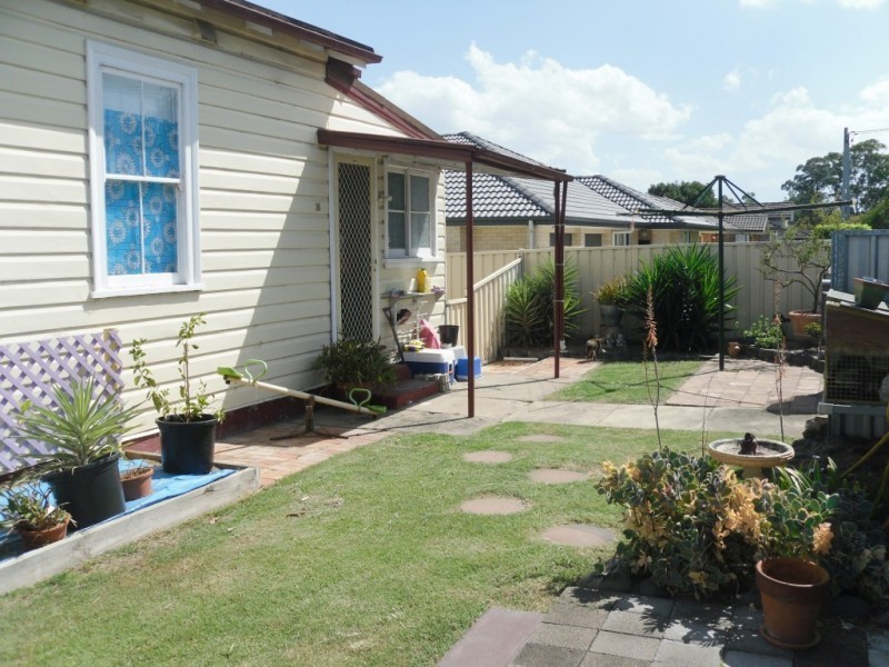 16 Weston Street, Weston NSW 2326