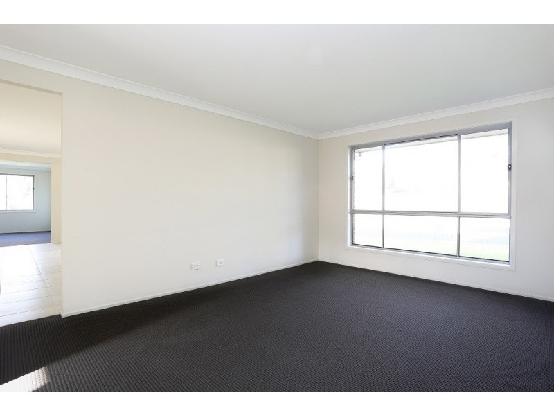 19 Reid Street, North Rothbury NSW 2335