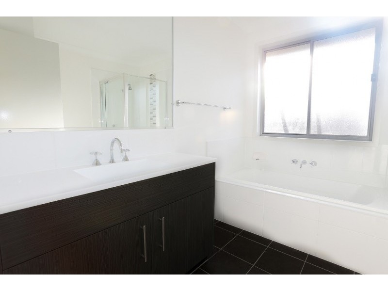 19 Reid Street, North Rothbury NSW 2335