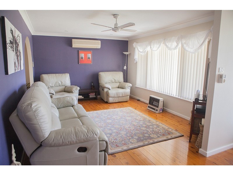 20 Orange Street, Abermain NSW 2326