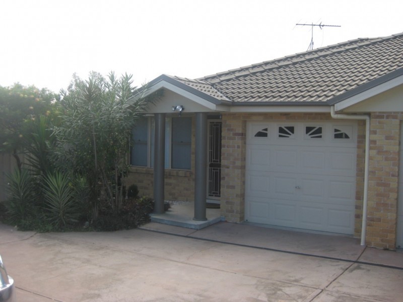 1/51 Mitchell Ave, Kurri Kurri NSW 2327