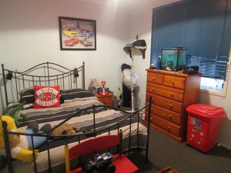 10 Tomalpin Street, Kearsley NSW 2325