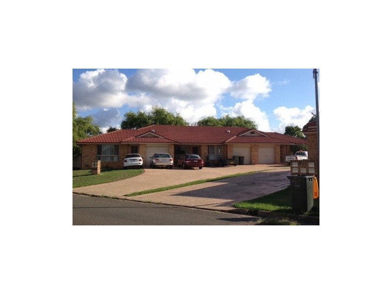 1/8 Sports Avenue, Cessnock NSW 2325