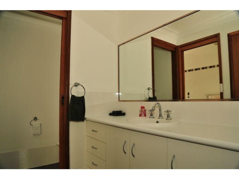 33 Cooper Street, Heddon Greta NSW 2321