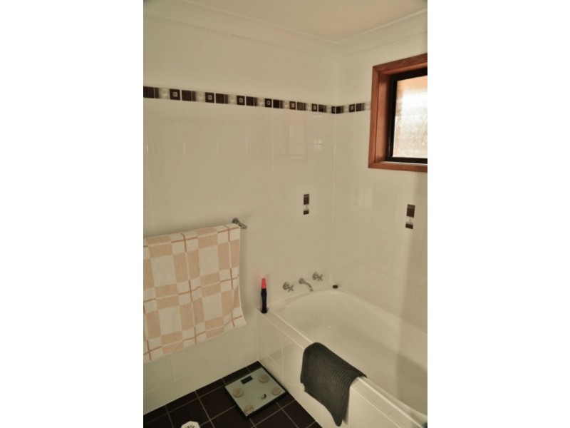 33 Cooper Street, Heddon Greta NSW 2321