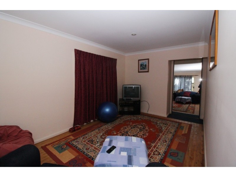 11A Dubbo Street, Abermain NSW 2326