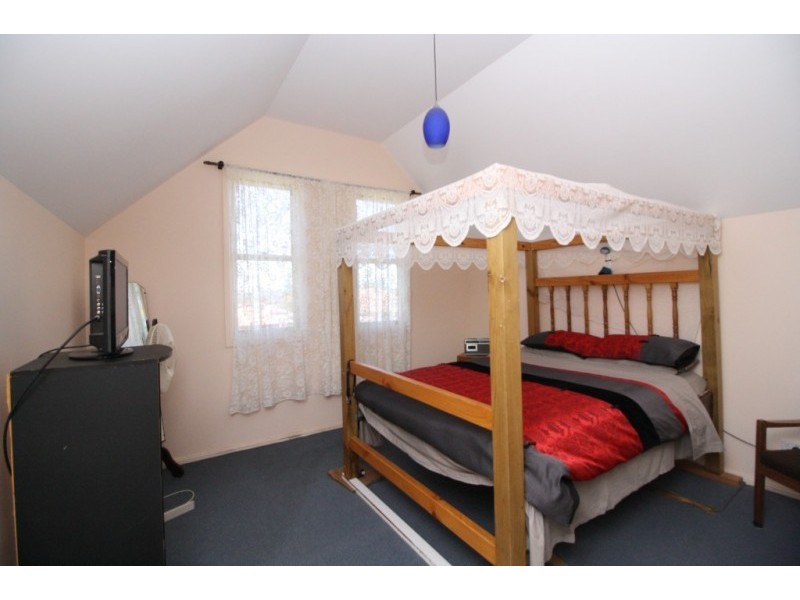 11A Dubbo Street, Abermain NSW 2326