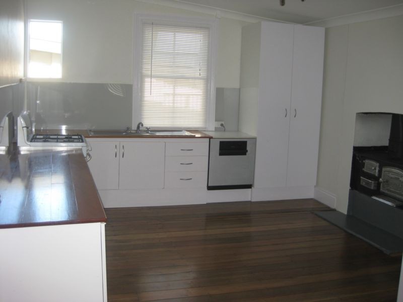 165 Maitland Street, Kurri Kurri NSW 2327
