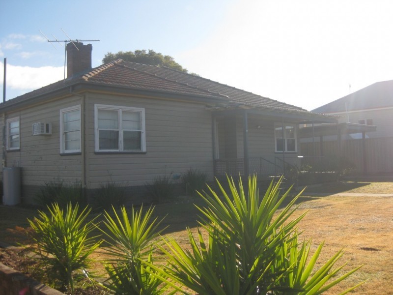 28 Daniel Street, Cessnock NSW 2325