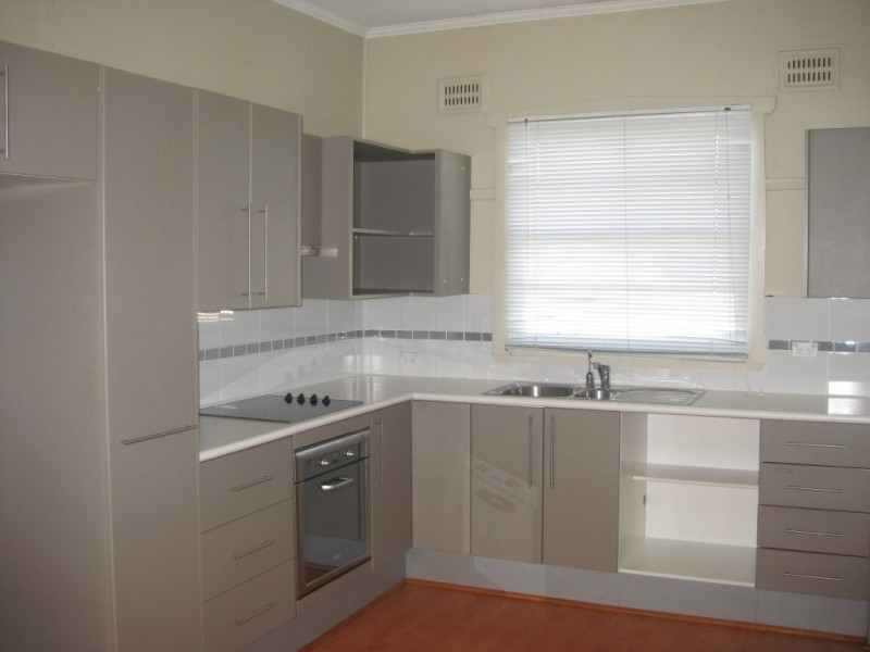 28 Daniel Street, Cessnock NSW 2325